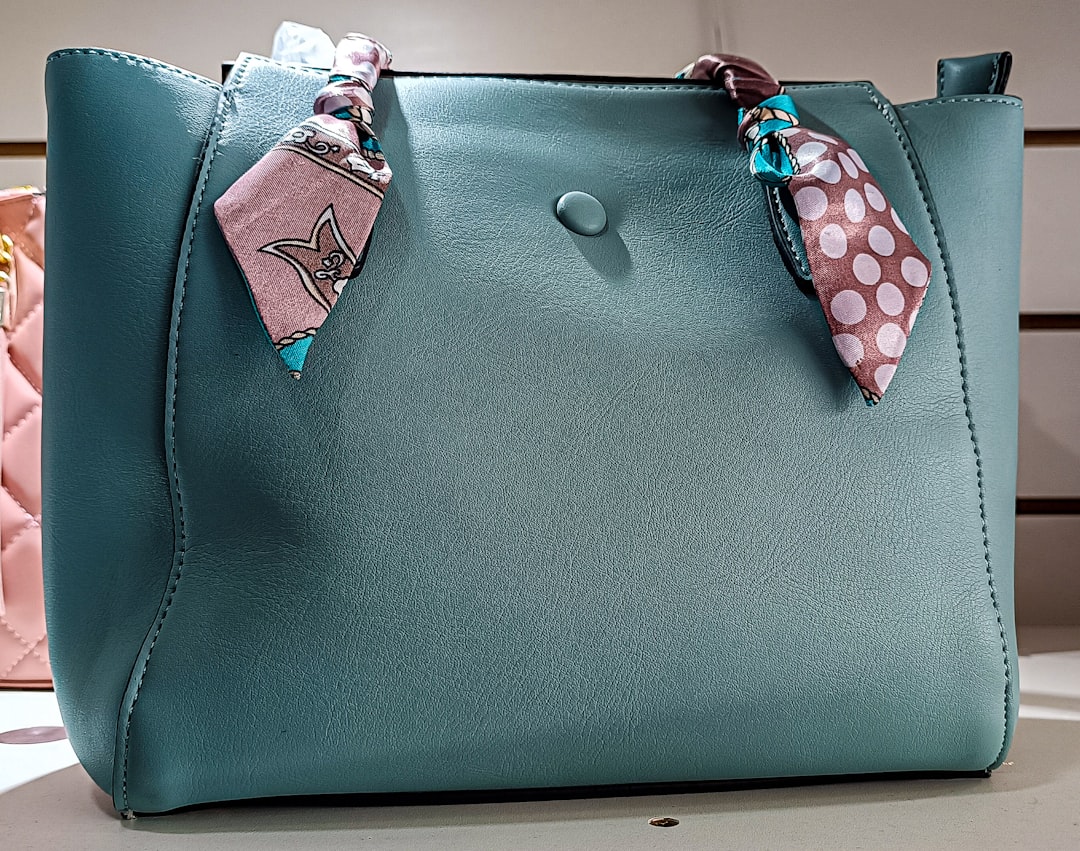 Photo trendy handbags