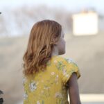 Photo yellow dress